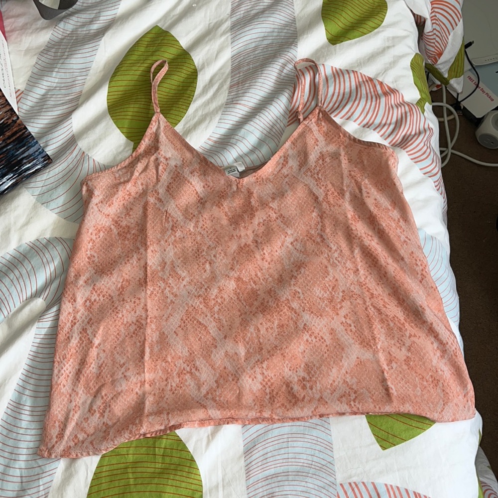 Cute pink snake print tank